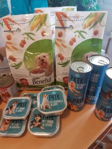inzamelpunten-hondenvoer-ndjoy-hulp-honden-baasjes4